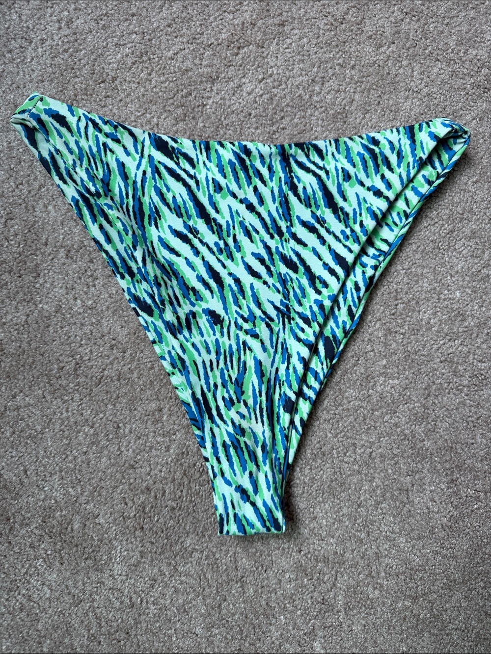 Skatie Women’s Green Blue Print Tie-Back Bikini Set - Picture 7 of 8